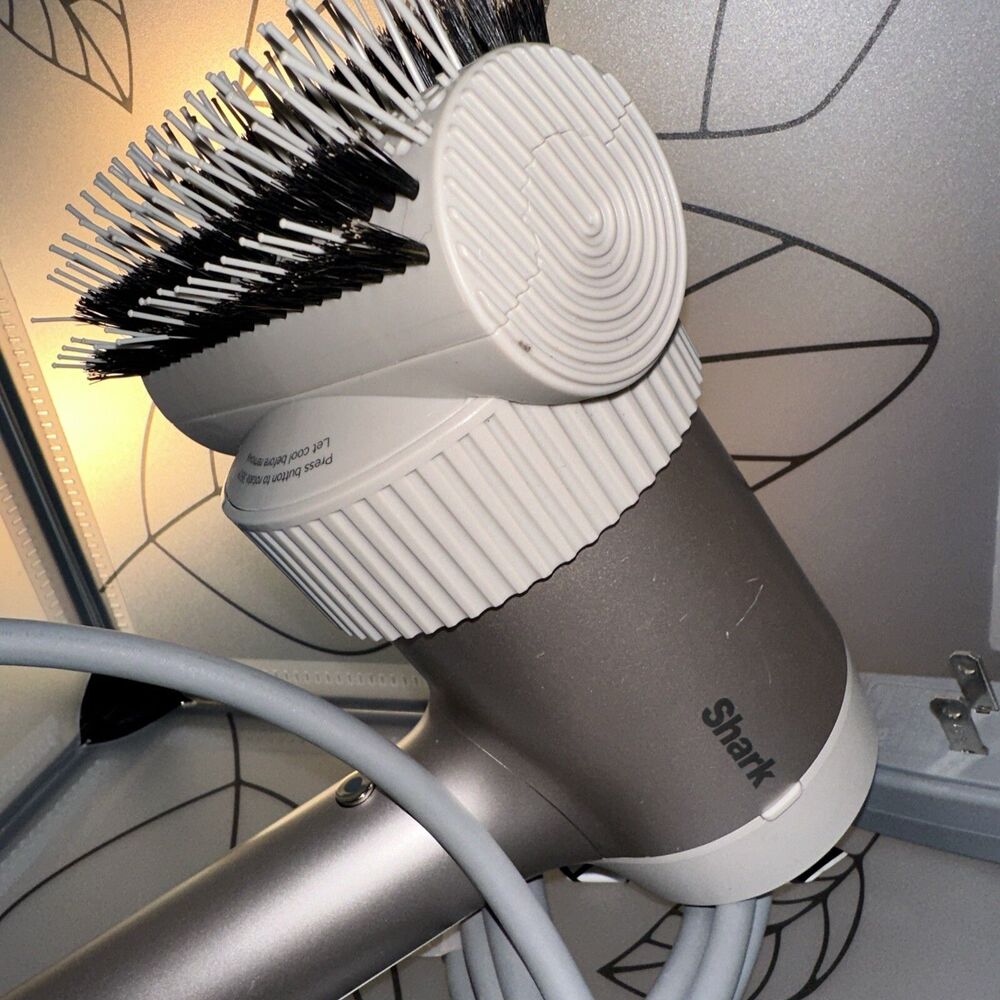 Shark HyperAir Hair Dryer HD112 IQ Styler Quick Dry Blow With  Attachment Tested - Picture 2 of 6